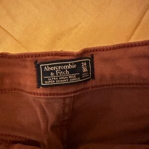 Abercrombie & Fitch Ultra High Rise Super Skinny Ankle Pants